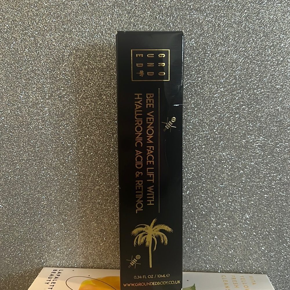 Bee Venom Face lift New In box